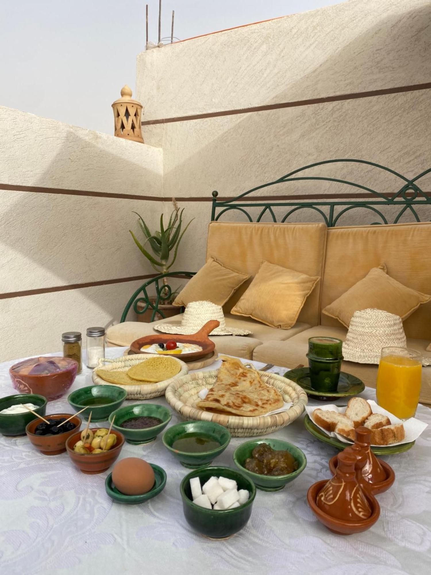 Dar Mgouna Roses Apartment